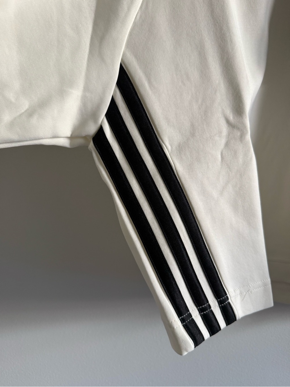 Adidas Cream Women's Crewneck Sweatshirt with Black Stripe Accents - Picture 6 of 7